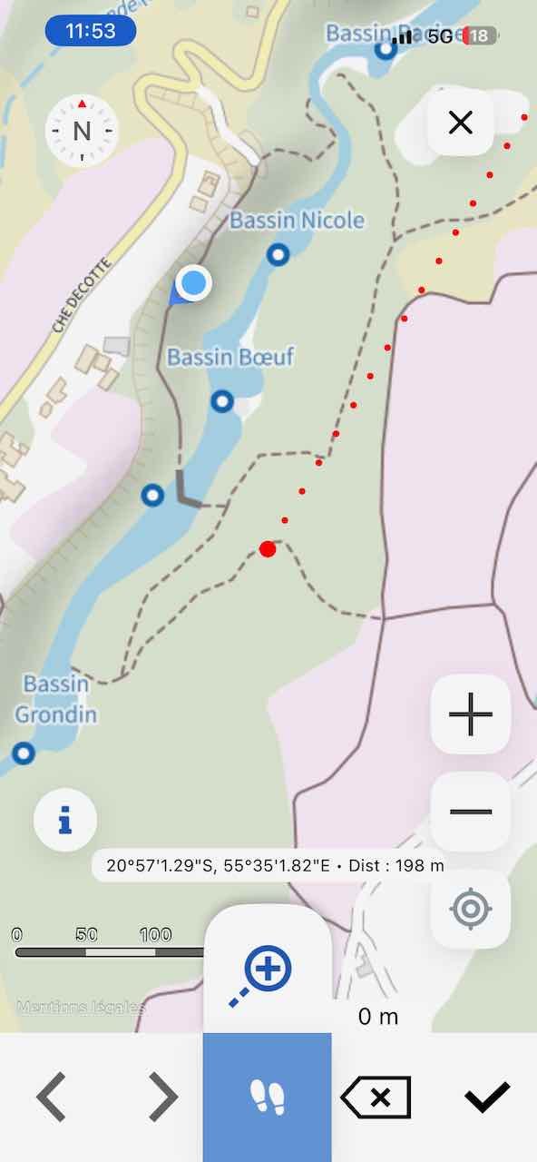 30 Sur le sentier allant au Bassin Bœuf